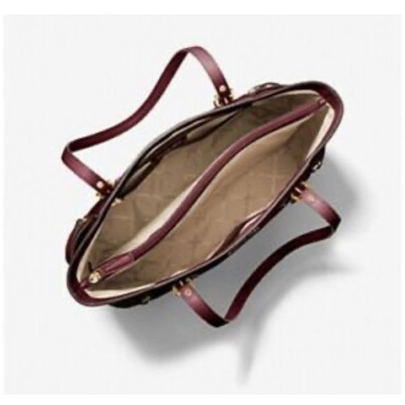 Michael Kors Burgundy Bag ✨ brand new - Picture 7 of 7